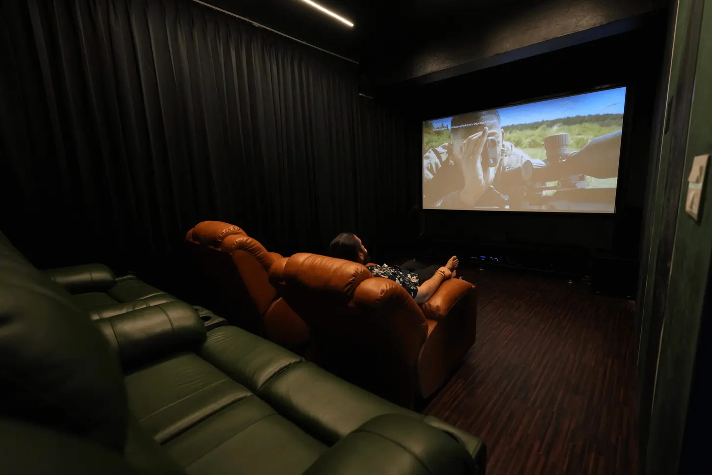 Theater Screen 3 - Side view